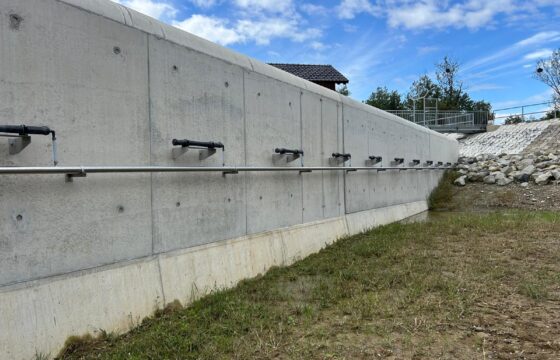 Baška dam – aeration of the spillway perimeter | Kubíček VHS